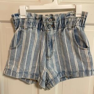 PACSUN mom jean shorts, size M